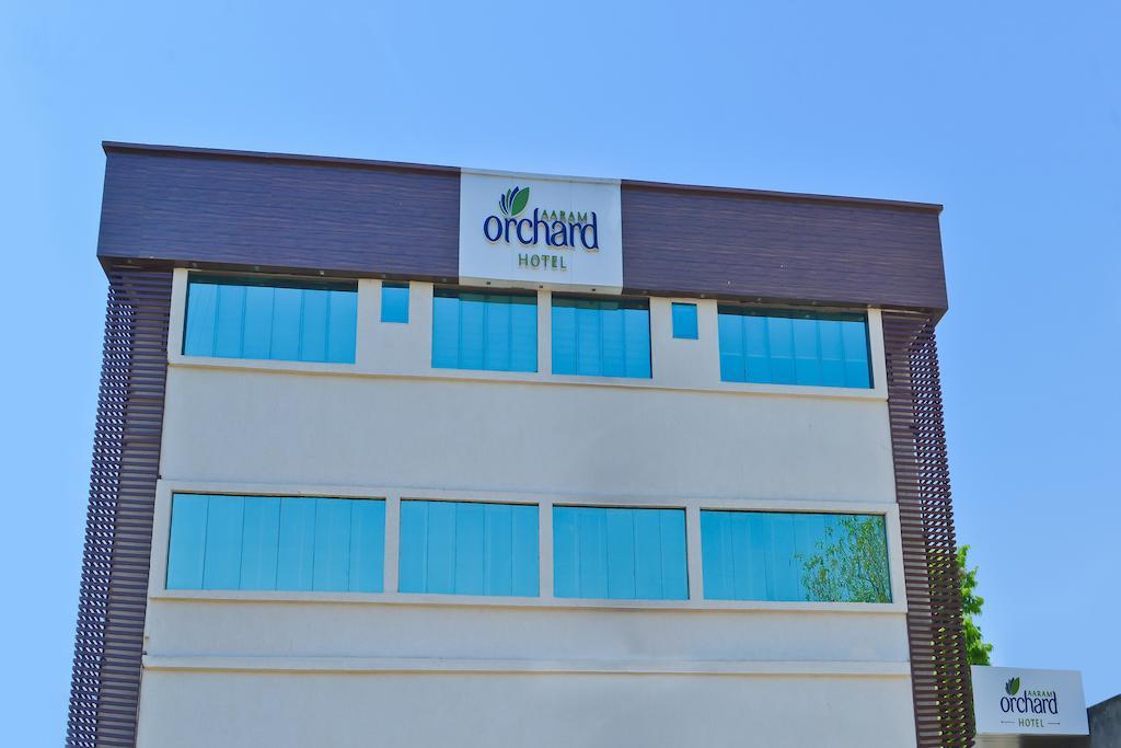Hotel Aaram Orchard Ahmedabad Eksteriør billede